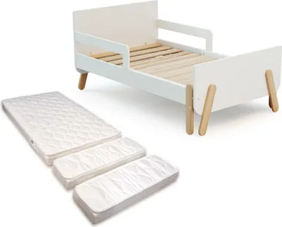 Immagine prodotto di WEBABY - Letto per bambini estensibile in legno 80x140-165-190 PIRATE con materasso - Bianco, Letto trasformabile con 3 lunghezze, Rete a doghe, barriere anticaduta, compatto
