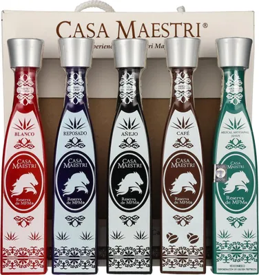 Produktbild von Casa Maestri MFM Tequila Gift Set 40% Vol. 5x0,1l