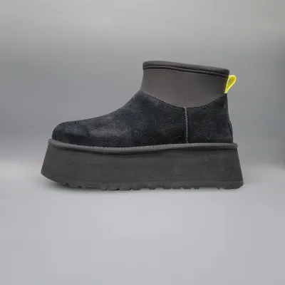 Produktbild von UGG Classic Mini Dipper Boot Black Yellow - 36 Größe: 36