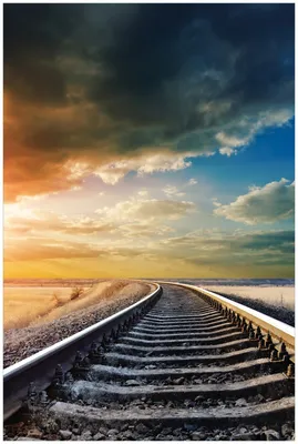 Produktbild von Wallario Premium Glasbild, freischwebende Optik, kräftige Farben, Größe 90 x 60 cm Motiv Bahnschienen ins Ungewisse
