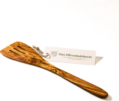 Produktbild von Pfannenwender aus Olivenholz mit drei Schlitzen 35 cm