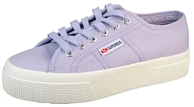 Produktbild von Niedrige Sneaker mit Schnürung und Plateau-Sohle