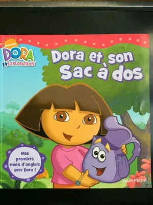Image de Dora et son sac à dos