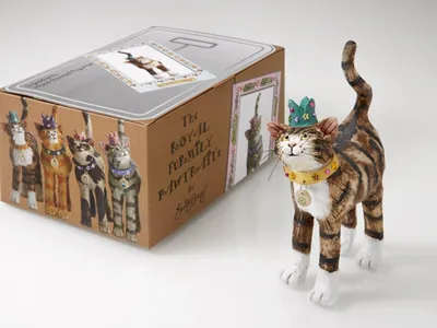Produktbild von Figur - Katze. Kleine, zierliche Dame