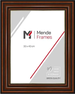 Produktbild von MendeFrames H017 Holzrahmen Nussbaum mit Goldkante 20x25 cm