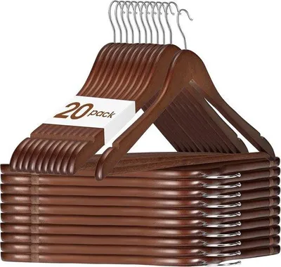 Obrázok produktu pre Závesné ramienka na oblečenie Famanu, 20 kusov, s protišmykovými výrezmi na ramená – 45 cm