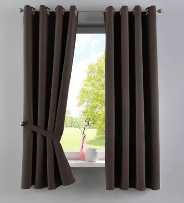 Produktbild von Vorhänge Blickdicht »NewYork« Braun HxB 160x140 cm 2er-Pack Thermo-Gardinen Verdunkelungsvorhang Blackout Ösen schalldämmend UV-Schutz Raffhalter, 201920600-2