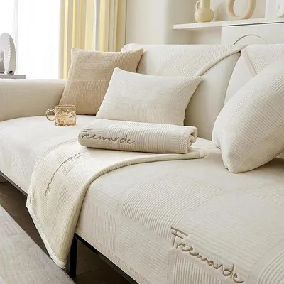 Produktbild von Universeller Sofabezug – rutschfest und robust – ideal für Sofas mit 1, 2, 3 oder 4 Sitzplätzen