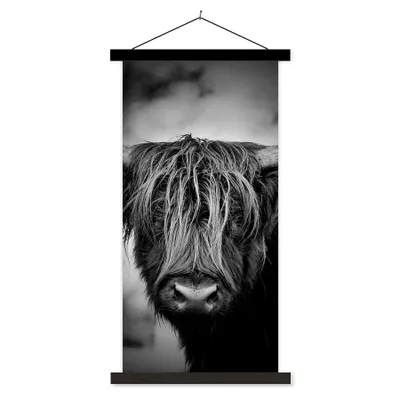Produktbild von MuchoWow® Textilposter Schottischer Hochländer - Licht - Porträt - Natur 40x80 cm mit schwarzem Rahmen - Wandemalerei