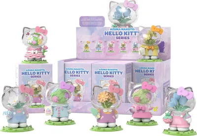 Produktbild von Mighty Jaxx Hello Kitty Spielfigur mit Gartenwerkzeugen