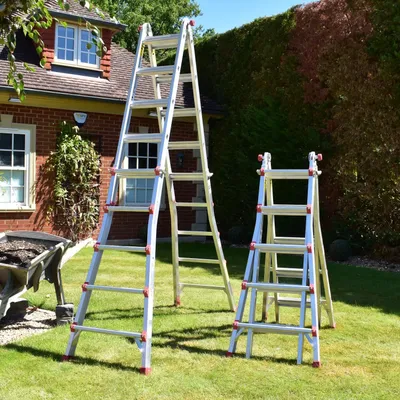 Image de Échelle télescopique en aluminium - Hauteur : 5,3 mètres - Capacité de charge : 150 kg - Escalier multifonctionnel