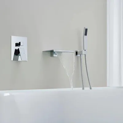 Produktbild von WEBO Deluxe Einbau-Badarmatur mit Handdusche, Chrom, Wasserfall-Design, 2-Knopf-Steuerung