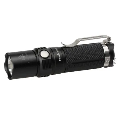 Produktbild von Fenix PD25 LED Taschenlampe CREE XP-L V5 550 Lumen (Gravur möglich!)
