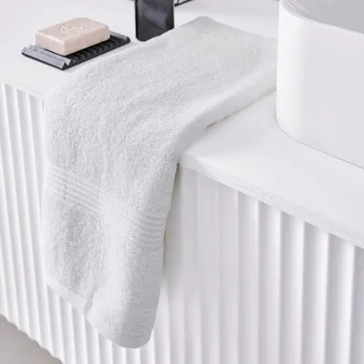 Image de Serviette de bain simple ESSENTIAL