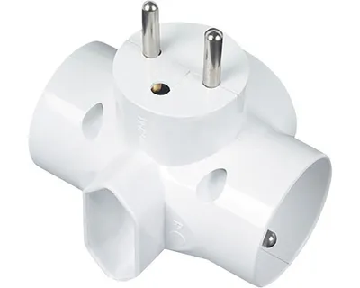 Image de prise multiple R-44, 3x ronde + 1x plate, 250 V, 10 A, blanche