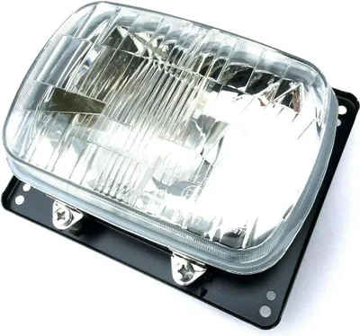 Produktbild von Scheinwerfer, Hauptscheinwerfer mit Fernlicht, Abblendlicht und Positionslicht für Traktor