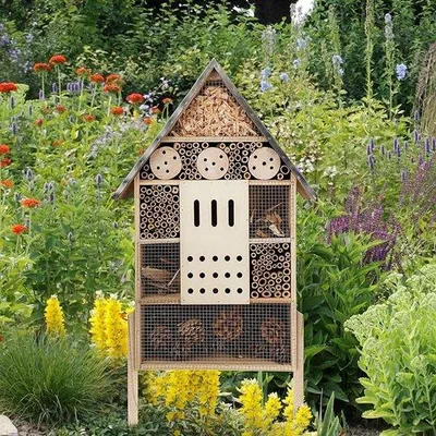 Productafbeelding van Famanu insectenhotel, gemaakt van natuurlijke materialen - Geschikt voor bijen, lieveheersbeestjes en vlinders - Om op te hangen