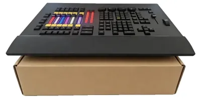 Obrázek produktu pro Ovládání osvětlení přes DMX, rozšířené ovládací funkce, vysoká kompatibilita, balení v kartonové krabici, 3pIn