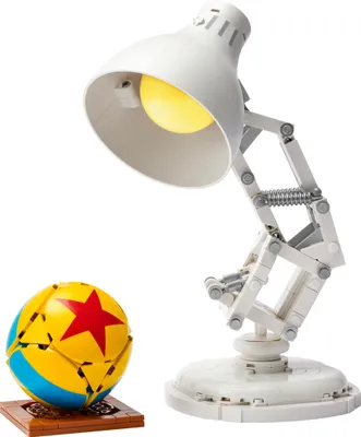 Produktbild von LEGO Ideas | Disney Pixar Luxo Jr. - Spielset mit Schreibtischlampe zum Bauen - Spielzeug für Erwachsene - Geschenk für Männer und Frauen- Baumodell als Schreibtisch-Dekoration 21357
