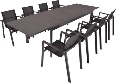 Garten Tischgruppe NEREA 9-tlg. mit ausziehbarem Tisch und acht Stapeluehlen in Gesamtansicht.