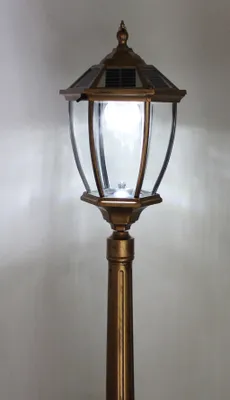 Produktbild von Gartenlaterne Solarbetrieben klassisch 175 cm Solarlampe Außenleuchte Sockelleuchte kabellos Duo Color warmweiß und kaltweiß
