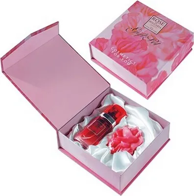 Zdjęcie produktu dla Zestaw upominkowy Biofresh Rose of Bulgaria woda perfumowana 25 ml + mydło 40 gr