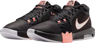 Produktbild von Nike LeBron Witness VIII Basketballschuhe Herren