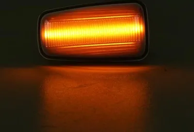Produktbild von Led Seitenblinker schwarz passend für Peugeot 106 II, 306, 406, 806, Partner