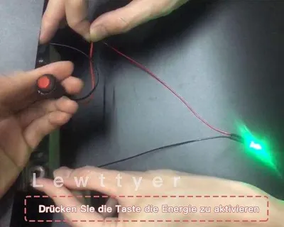 Zdjęcie produktu dla Mały przełącznik ciśnieniowy 12 mm, 12 V, przełącznik chwilowy, czerwony, zielony