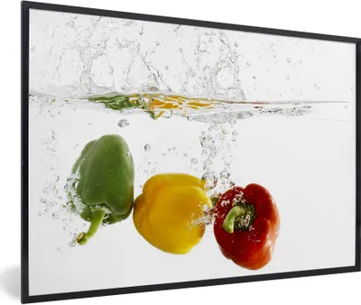 Produktbild von MuchoWow® MuchoWow® Gerahmtes Poster Paprika - Wasser - Gemüse 30x20 cm - Poster mit zchwarzem Bilderrahmen - Kunstdruck - Bild-Poster