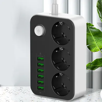 Produktbild von Steckdosenleiste mit 3 Steckdosen und 6 USB-Anschlüssen, 2500W, 2 m Kabel, Überspannungsschutz