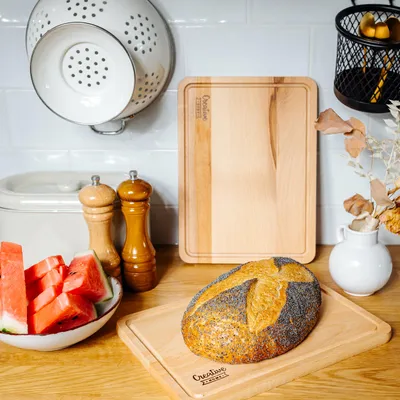 Immagine prodotto di Creative Home Tagliere da Cucina in Legno di Faggio | 30.5 x 22.5 x 1.5 cm | Taglieri in Legno per Aperitivo, Pane, Formaggi | Scanalatura per Succhi