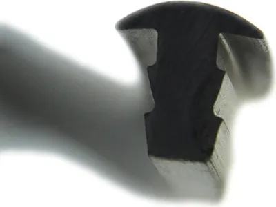 Produktbild von ESTP13 - EPDM Vollgummi Zargenprofil, Einsteckprofil, Pilzprofil,Containergummi