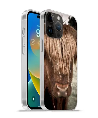 Produktbild von MuchoWow® Handyhülle Schutzhülle Hülle für Apple iPhone 14 Pro Max Schottischer Highlander - Baum - Gras Silikon Softcase Handy Hülle - Hardcover