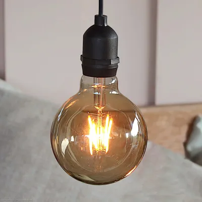 Immagine prodotto di Lampada a sospensione da esterno a batteria (4 batterie AA escluse) + telecomando, G95 Ø9,5x13,7 cm, dorata