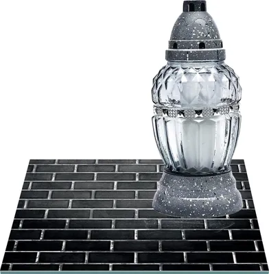 Zdjęcie produktu dla SZKLANA PODSTAWKA POD ZNICZE Z DEDYKACJĄ 30x30cm Mur 30f