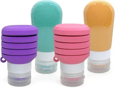 Image de Bouteilles de voyage pliables en silicone - Étanches et colorées - Lot de 4