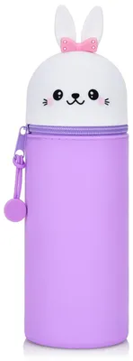 Produktbild von 2-in-1 Schulmäppchen aus weichem Silikon mit Stifthalter, Reißverschluss, Buntstiften und Filzstiften.