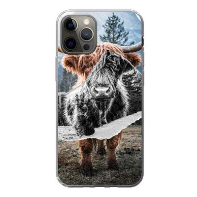 Produktbild von MuchoWow® Handyhülle Schutzhülle Hülle für iPhone 12 Pro Schottischer Highlander - Kuh - Tiere Silikon Softcase Handy Hülle - Abdeckung