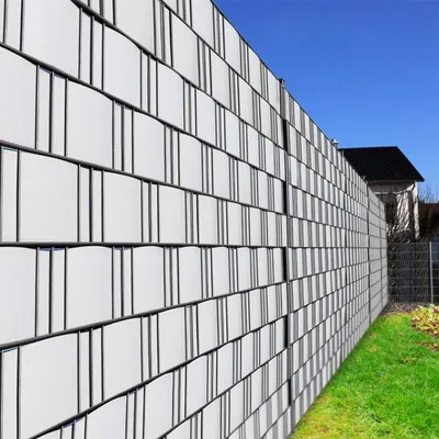 Produktbild von TRMLBE PVC Gartensichtschutz Gartenzaun Blickdicht Sichtschutzstreifen mit 20 Stücke Befestigungsclips für Gartenzaun, Balkon, Terrasse - 35 m x 19 cm Hellgrau