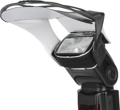 Zdjęcie produktu dla Zestaw miękkich, dyfuzyjnych odbłyśników do lustrzanek z lekką i kompaktową konstrukcją na różne okazje