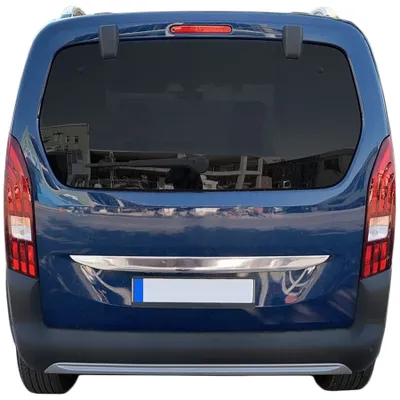 Zdjęcie produktu dla Listwa bagażnika ze stali nierdzewnej pasująca do Fiat Doblo | Typ K9 | BJ od 2022&gt