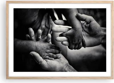 Produktbild von Gerahmtes Poster - Rahmen in heller Eiche - Hände Toleranz Gemeinschaft - 70x50 cm - Wand Bild - Wanddeko - Wandbilder - Kunstposter - Wandposter - Bilderrahmen - Bilder - Kunstdruck - P2NAA70x50-4990