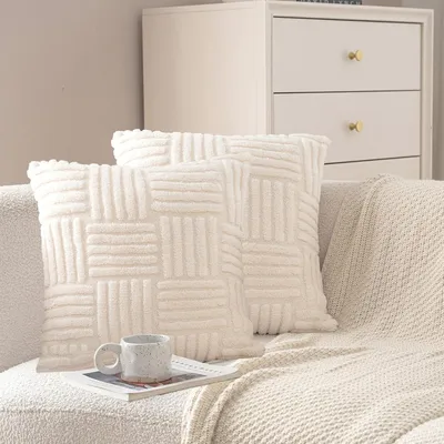 Produktbild von 2er Set Kissenbezš¹ge Weicher Plš¹sch Zierkissenbezš¹ge: 45x45 cm Wollsamt Dekokissenbezuge Geometrische Gestreift Kissenhš¹lle fš¹r Sofakissen Schlafzimmer Zierkissen (Streifen-Wei?, 45 * 45cm)