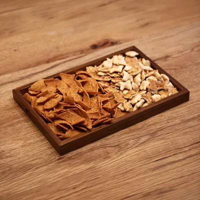 Servierschale aus Acaciaholz, eckig, 31x21x2,5 cm