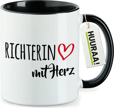 Produktbild von Huuraa Kaffeetasse Richterin mit Herz 330ml Schwarz Keramik Kaffeebecher Geschenkidee