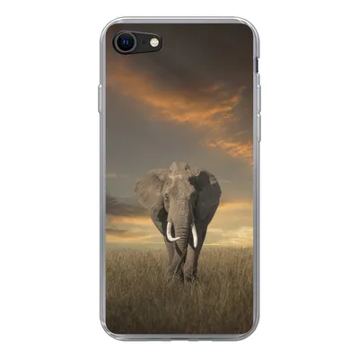 Produktbild von MuchoWow® Handyhülle Schutzhülle Hülle für iPhone 7 Elefant - Tiere - Gras - Natur Silikon Softcase Handy Hülle - Kartenhalter