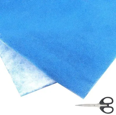 Produktbild von Filtermatte, Luftfiltermatte, G4, blau und weiß, 1 x 1 Meter, mit 1 schwarzem Schneidemesser. Filtervlies für Dunstabzugshaube, individuell zuschneidbar, universeller Ersatzfilter, Staubfilter, Luftfilter, Luftfilter für Lüftungsanlagen