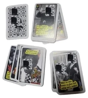 Imagen del producto de Juego de cartas napolitanas con diseños divertidos