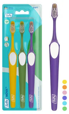 Produktbild von TePe Nova Zahnbürste, Soft, Farblich Sortiert, 3 Stk.